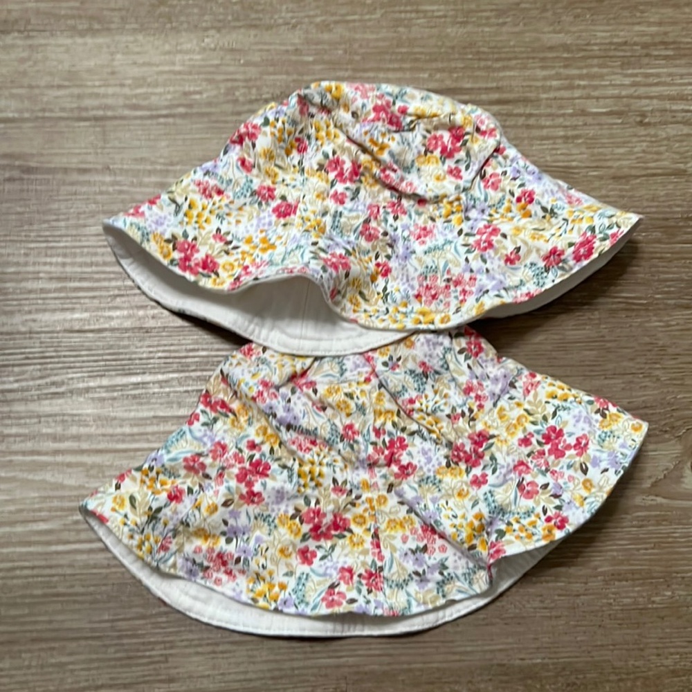 Uniqlo kids hats